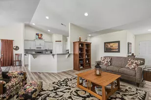 2791 NW Lexie Ln, Redmond, OR 97756 - Photo 9