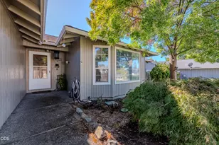 2212 Westfall Cir, Medford, OR 97504 - Photo 3