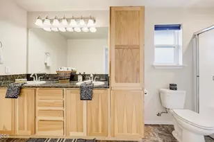 104 Vista Cir, Rogue River, OR 97537 - Photo 19
