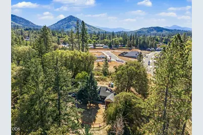 2494 Hamilton Lane, Grants Pass, OR 97527 - Photo 37