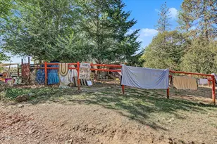 2494 Hamilton Ln, Grants Pass, OR 97527 - Photo 29