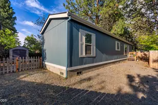 61071 Chuckanut Dr, Bend, OR 97702 - Photo 35