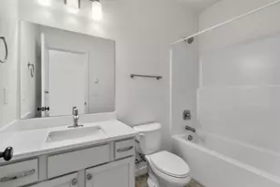 506 SW 6th St, Metolius, OR 97741 - Photo 17