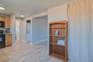 404 SE Railroad St, Bend, OR 97702 - Photo 13