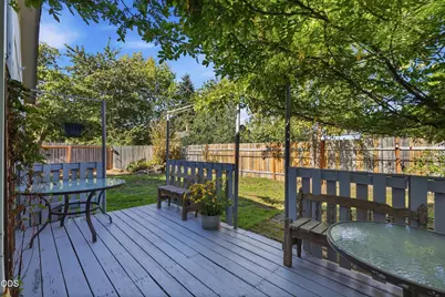 794 S Grice Loop, Jefferson, OR 97352 - Photo 5
