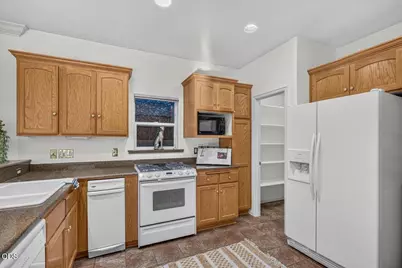 368 Meadow Drive, Ashland, OR 97520 - Photo 21
