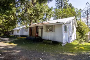 147 Warren Rd, Selma, OR 97538 - Photo 29