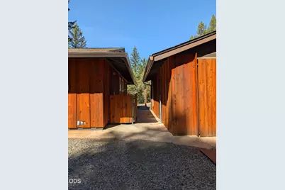 11851 Upper Applegate Road, Jacksonville, OR 97530 - Photo 19