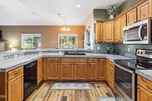 9325 16th St, Terrebonne, OR 97760 - Photo 13