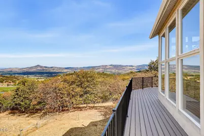 4375 Pioneer Road, Medford, OR 97501 - Photo 55
