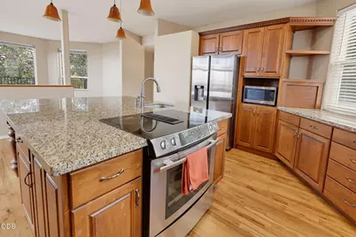 4375 Pioneer Road, Medford, OR 97501 - Photo 5