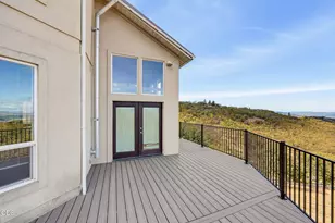 4375 Pioneer Rd, Medford, OR 97501 - Photo 57