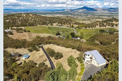 4375 Pioneer Road, Medford, OR 97501 - Photo 45