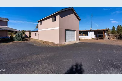 67111 Fryrear Road, Bend, OR 97703 - Photo 35