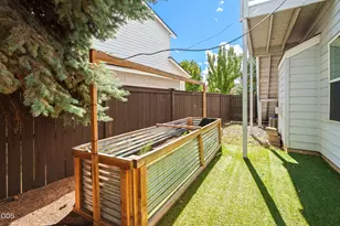 3065 NE Quiet Canyon Dr, Bend, OR 97701 - Photo 37