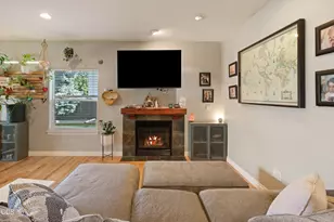 3065 NE Quiet Canyon Dr, Bend, OR 97701 - Photo 9