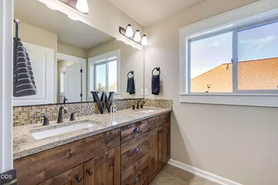 61144 Manhae Lane, Bend, OR 97702 - Photo 35