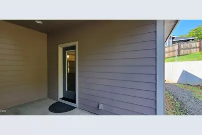 332 Avalon Terrace, Eagle Point, OR 97524 - Photo 25