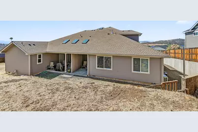332 Avalon Terrace, Eagle Point, OR 97524 - Photo 41