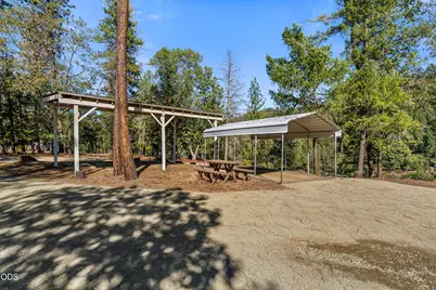 23131 Highway 62, Shady Cove, OR 97539 - Photo 23