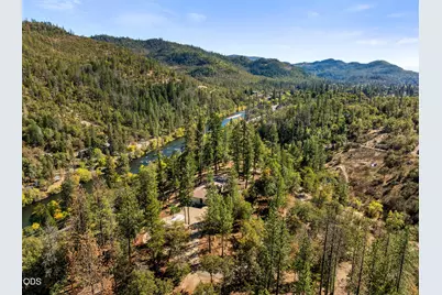 23131 Highway 62, Shady Cove, OR 97539 - Photo 7