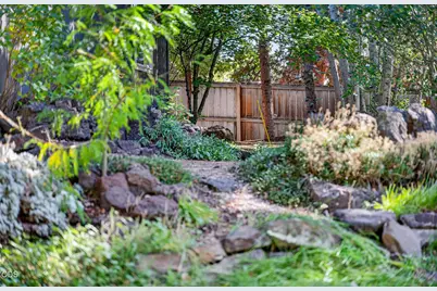 20637 Weatherby Court, Bend, OR 97701 - Photo 57