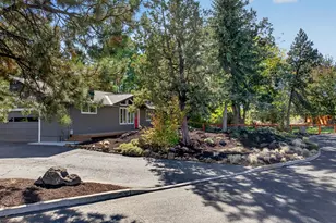 20637 Weatherby Ct, Bend, OR 97701 - Photo 11