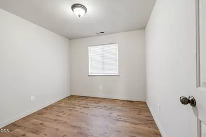 905 Narregan Street, Medford, OR 97501 - Photo 23