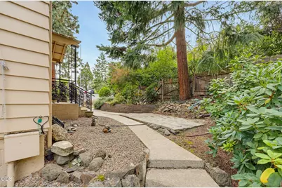 1395 Woodland Drive, Ashland, OR 97520 - Photo 7
