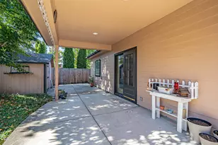 16 Milagros Ct, Eagle Point, OR 97524 - Photo 29
