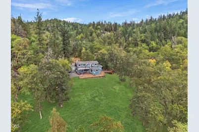 433 Hawksdale Drive, Grants Pass, OR 97526 - Photo 49