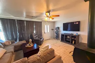 6362 Harold Rd, Central Point, OR 97502 - Photo 3