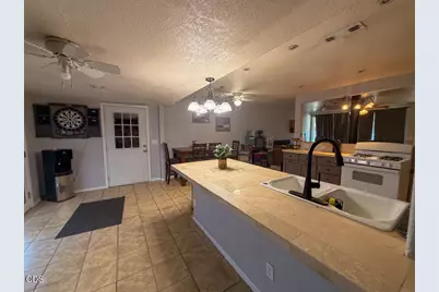 6362 Harold Road, Central Point, OR 97502 - Photo 5