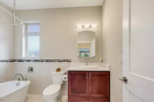 819 Briggs Ln, Ashland, OR 97520 - Photo 33