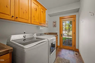 17980 North Course Lane #17, Sunriver, OR 97707 - Photo 55