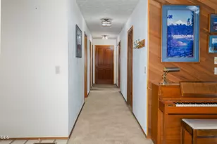 16010 Old Juniper Rd, Sisters, OR 97759 - Photo 25