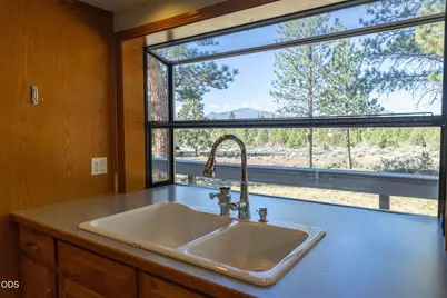 16010 Old Juniper Road, Sisters, OR 97759 - Photo 13