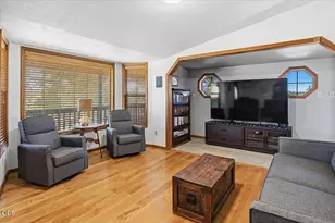 2097 NW Helmholtz Way, Redmond, OR 97756 - Photo 33