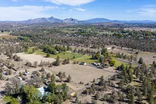 2097 NW Helmholtz Way, Redmond, OR 97756 - Photo 59