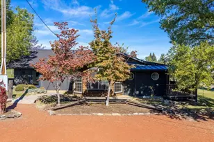 2097 NW Helmholtz Way, Redmond, OR 97756 - Photo 5