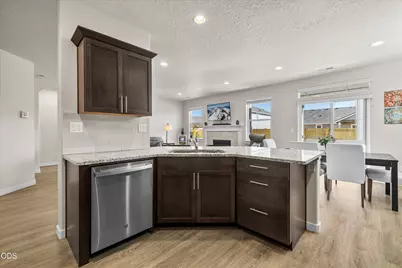 3350 NW 9th Lane, Redmond, OR 97756 - Photo 15