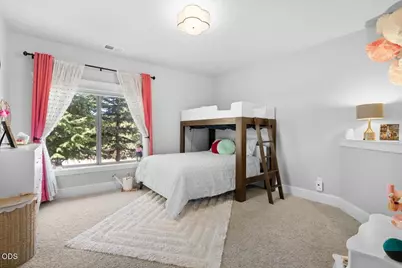 108 Monterey Drive, Medford, OR 97504 - Photo 33