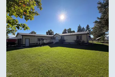 2331 2nd Street, Malin, OR 97632 - Photo 1