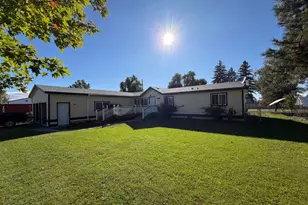 2331 2nd St, Malin, OR 97632 - Photo 1