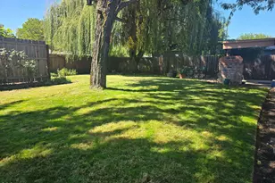 1954 Page St, Medford, OR 97504 - Photo 27