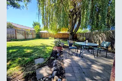 1954 Page Street, Medford, OR 97504 - Photo 29