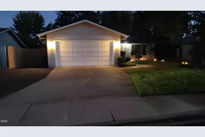 1954 Page Street, Medford, OR 97504 - Photo 35