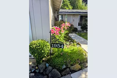 1954 Page Street, Medford, OR 97504 - Photo 5