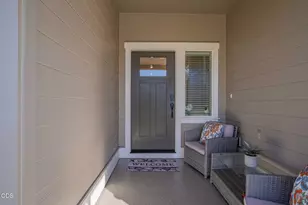 1777 NW Hemlock Ave, Redmond, OR 97756 - Photo 5