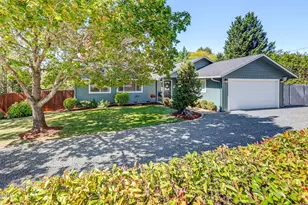 529 Broadway St, Rogue River, OR 97537 - Photo 1